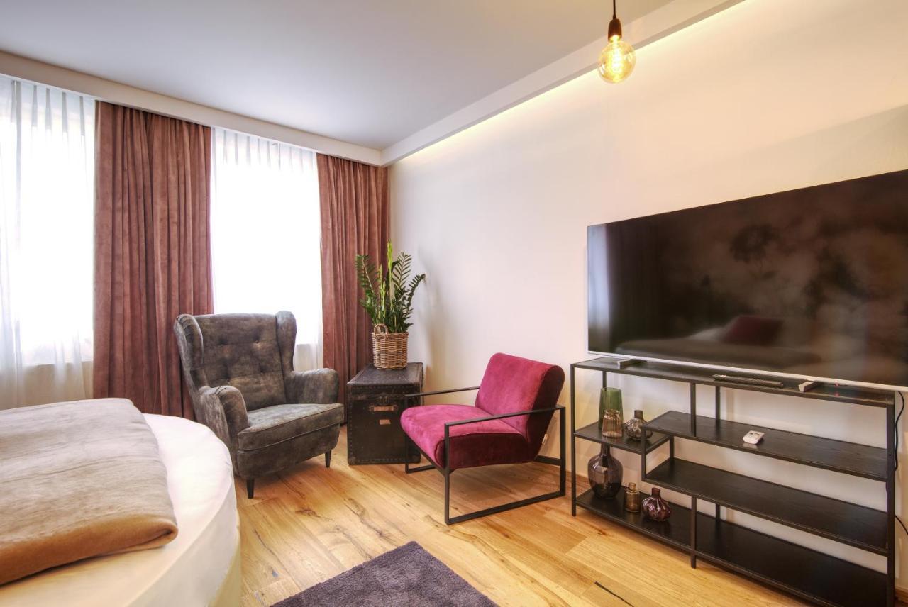 Kavenija Apartmaji - Free Parking Maribor Exteriör bild