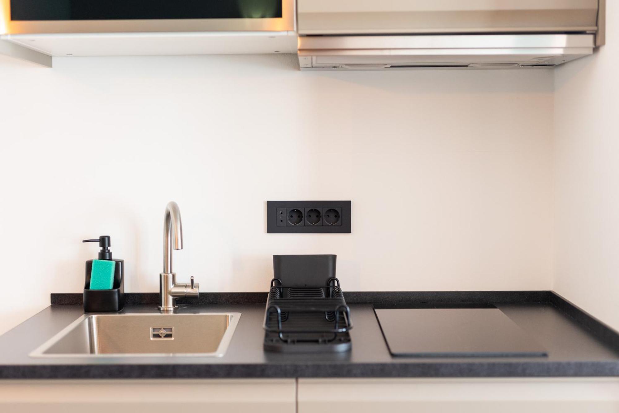 Kavenija Apartmaji - Free Parking Maribor Exteriör bild