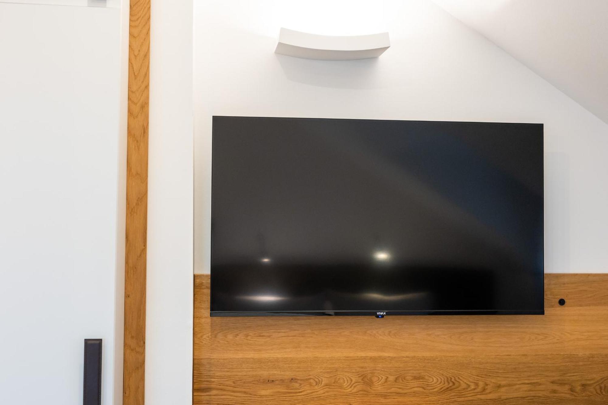 Kavenija Apartmaji - Free Parking Maribor Exteriör bild